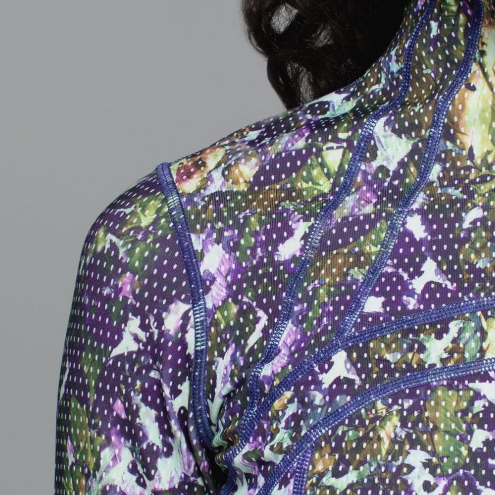 Lululemon Define Zip Up Jacket - Picture 3 of 8